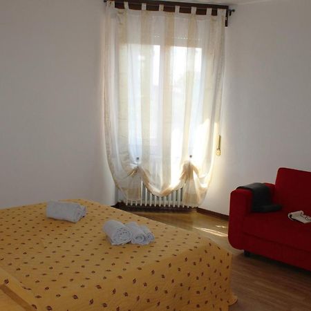 Bertaiola3 Διαμέρισμα Πεσκιέρα ντελ Γκάρντα Εξωτερικό φωτογραφία